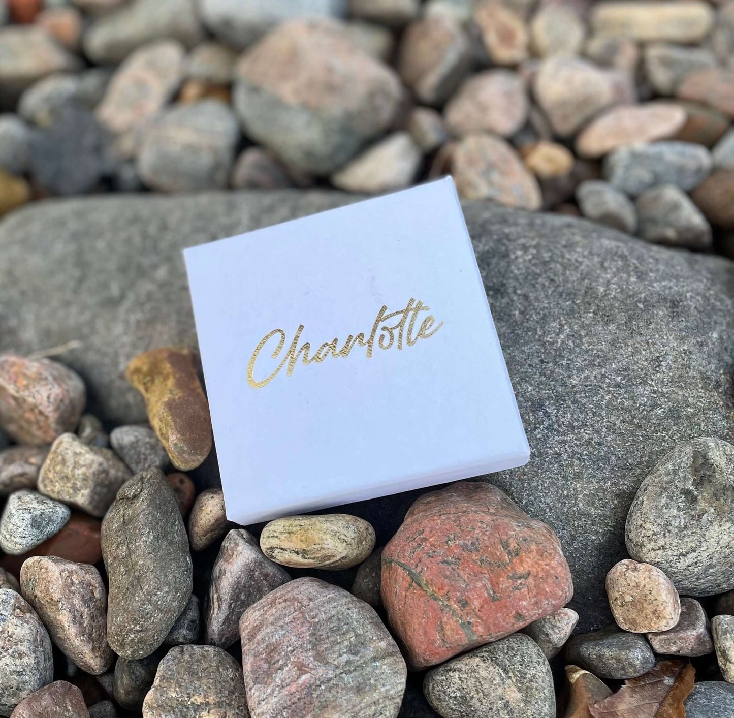 Vacker ask för smycken från Chrystals by Charlotte I belive in me Pendant - Citrin - ChrystalsbyCharlotte